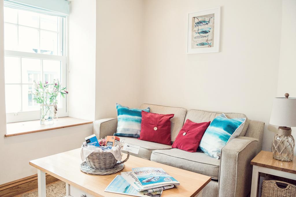 Apartment Breaks - Cottages & Padstow