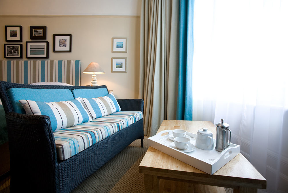 The Old Custom House Hotel