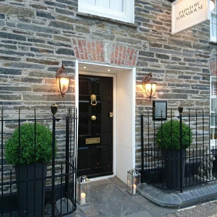 Townhouse Bed & Breakfast 5*