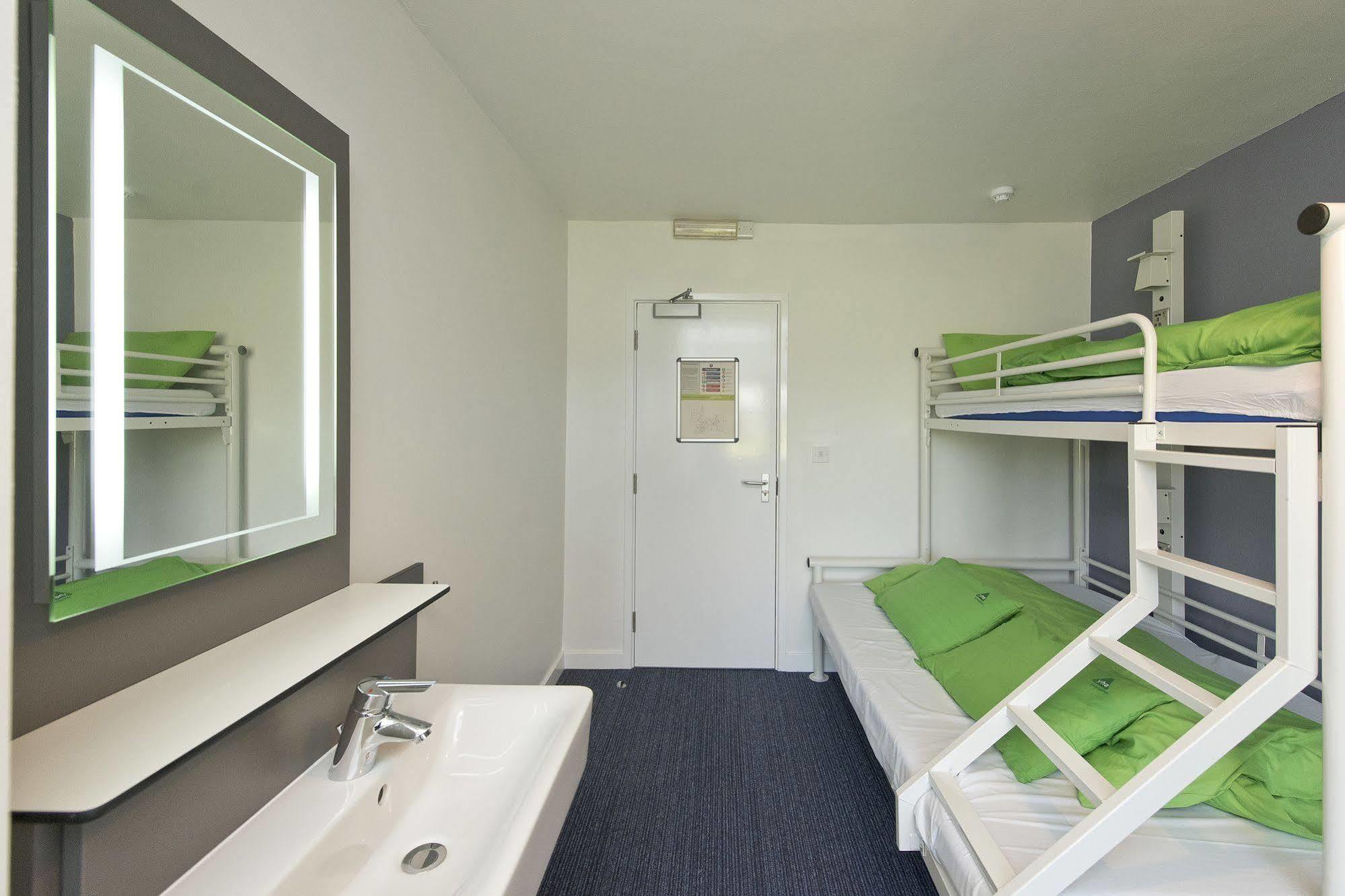 Yha Treyarnon Bay Hostel Padstow