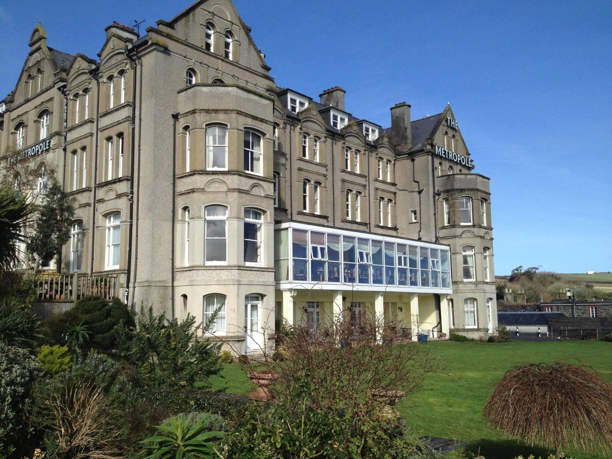 Harbour Hotel 4*