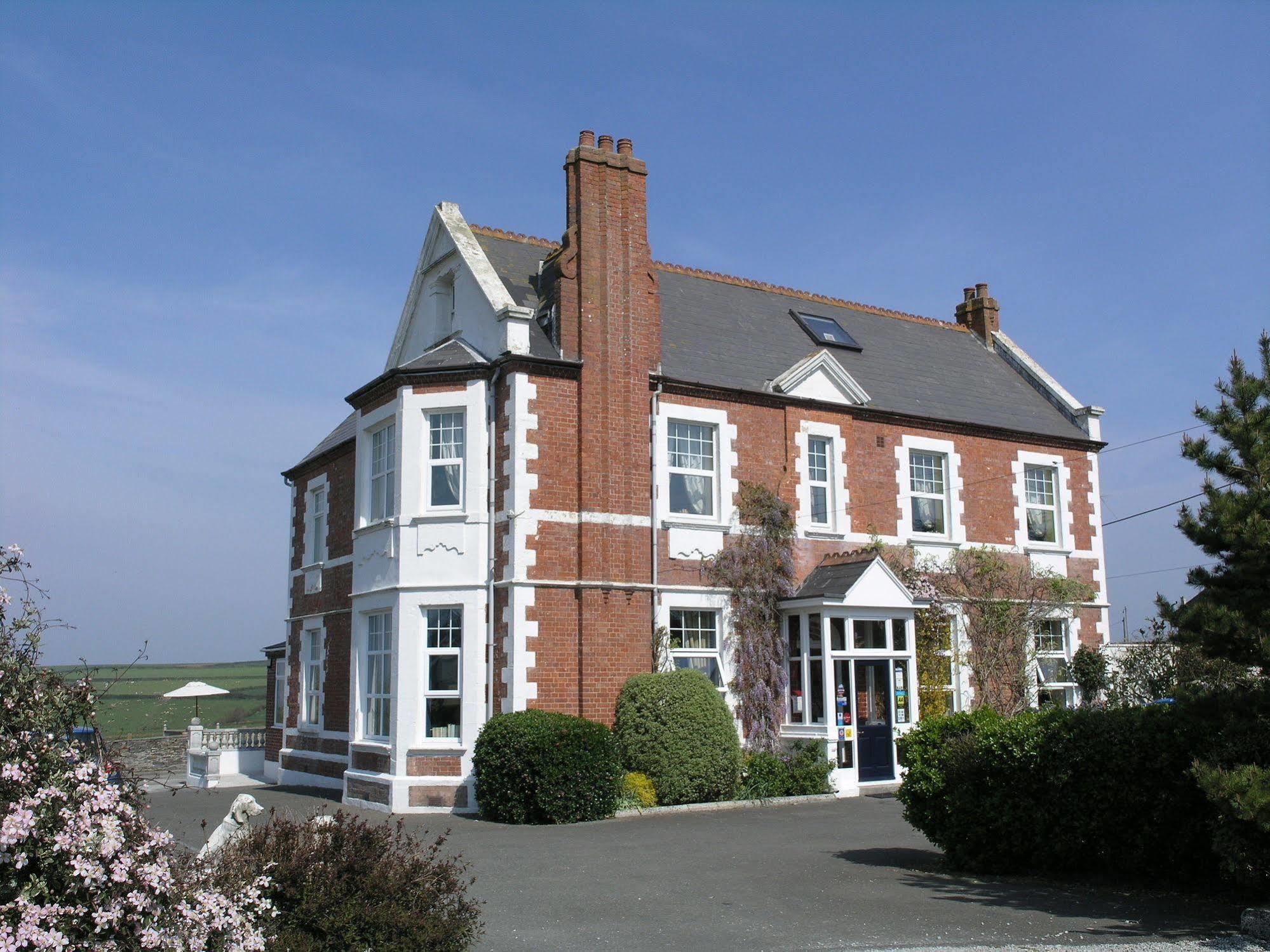Woodlands Country House 5*