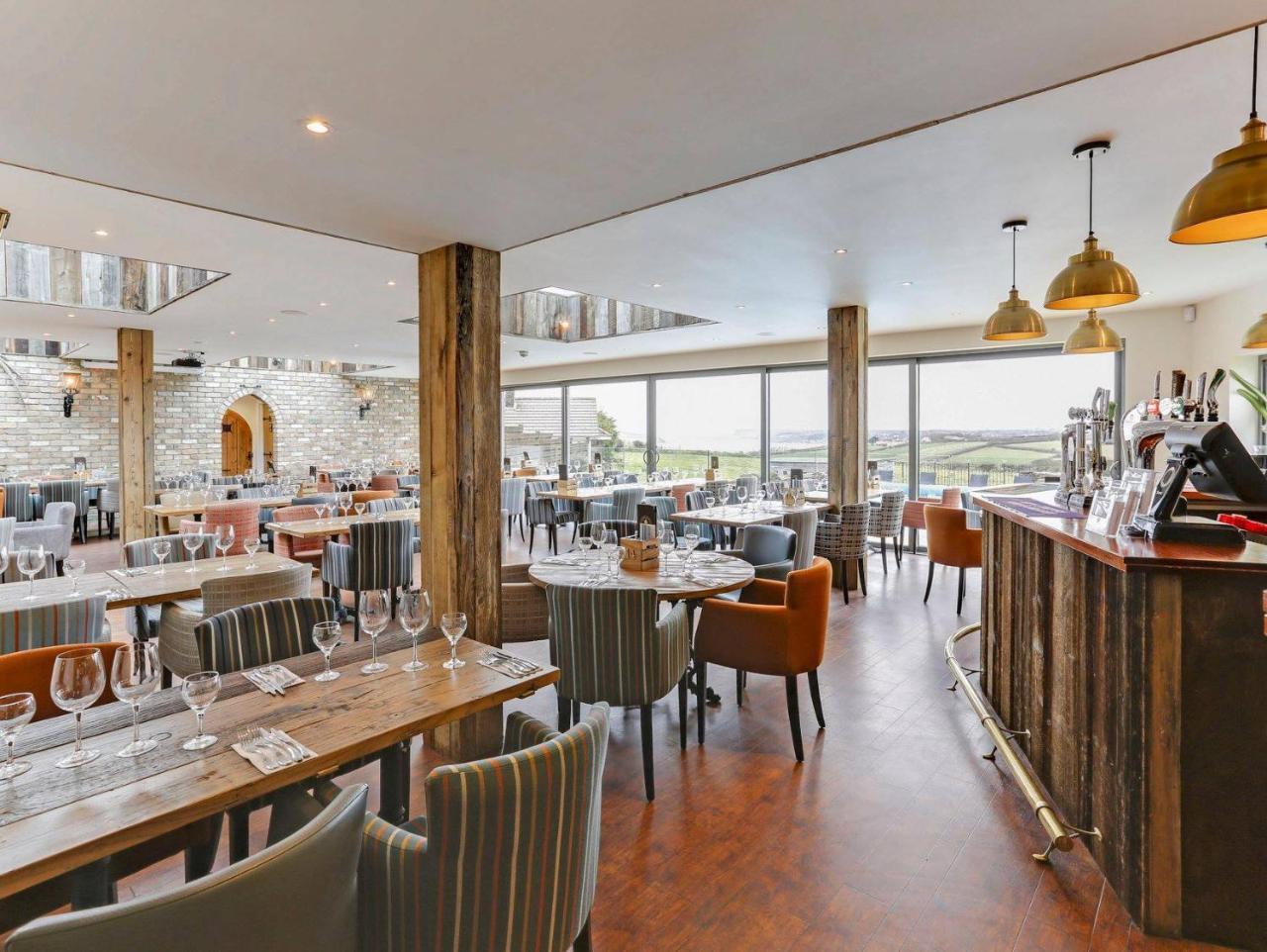 The Pickwick & Oliver's Restaurant Inn Padstow