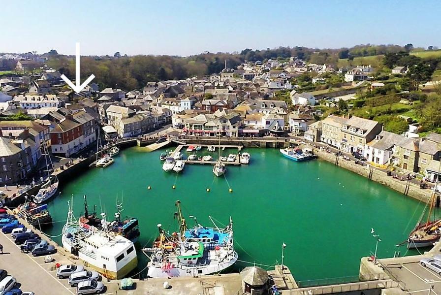 Town Centre With Parking Apartment Padstow