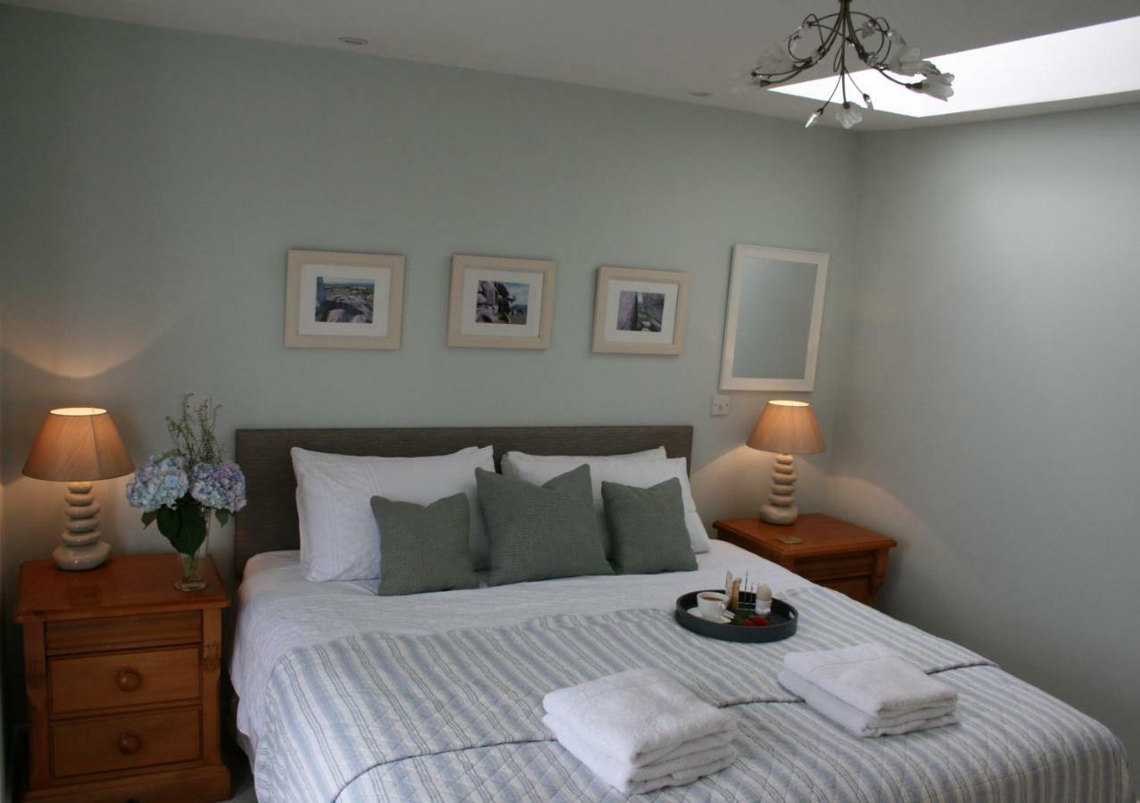 Trevena, Beautiful Modern House In