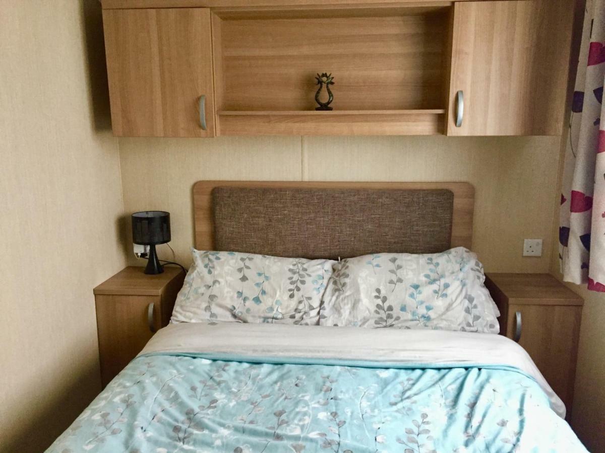 B47 Caravan Seven Bays Holiday park Padstow